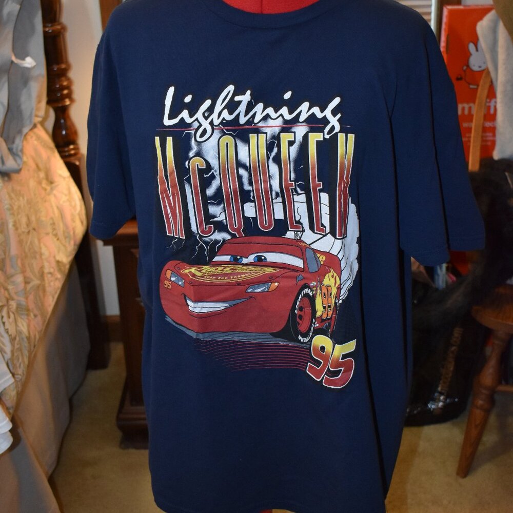 tee shirt
